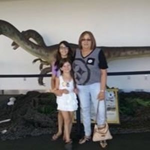 Meet your Posher, Laura